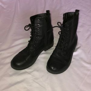 Mossimo black combat boots